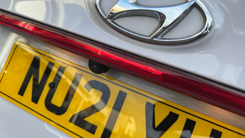 Hyundai SANTA FE 1.6 TGDi Hybrid Ultimate 5dr 4WD Auto Hybrid Estate